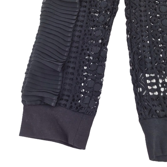 Express Black Eyelet Lace Long Sleeve Blouse Size Small - Picture 5 of 11